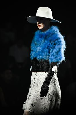 廣州原創(chuàng)“起勢(shì)” 專業(yè)市場(chǎng)聯(lián)袂發(fā)出時(shí)尚強(qiáng)音，針織品產(chǎn)業(yè)加速升級(jí)